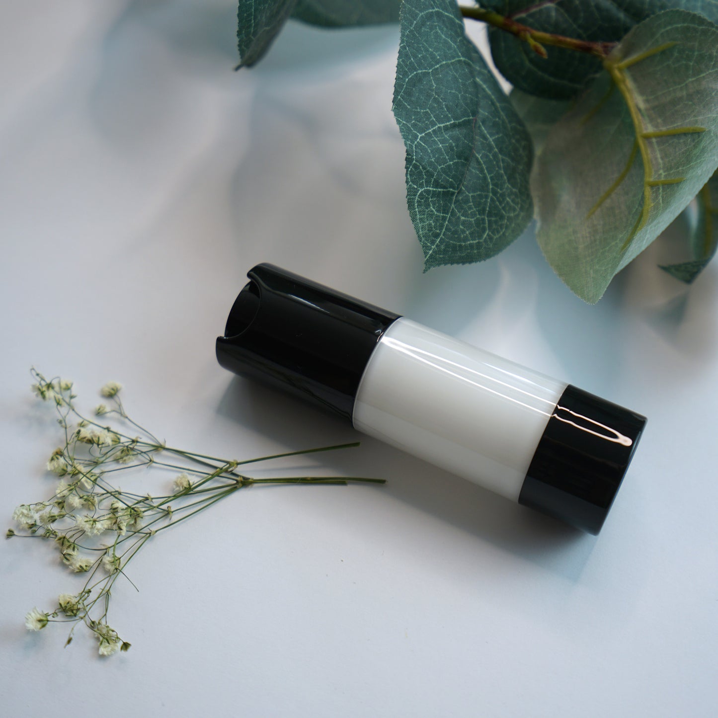 soothing moisturizer for sensitive dry skin lightweight face cream